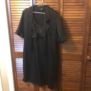 Gap dress with ruffle